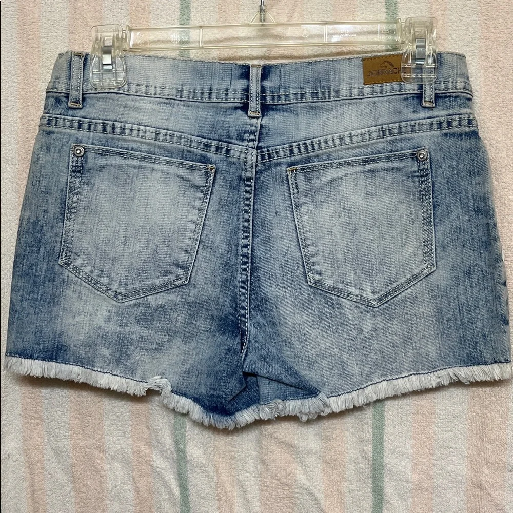 🩵💙🩵NWT Jordache Blue Denim Shorts with Star Lace - Picture 3 of 4